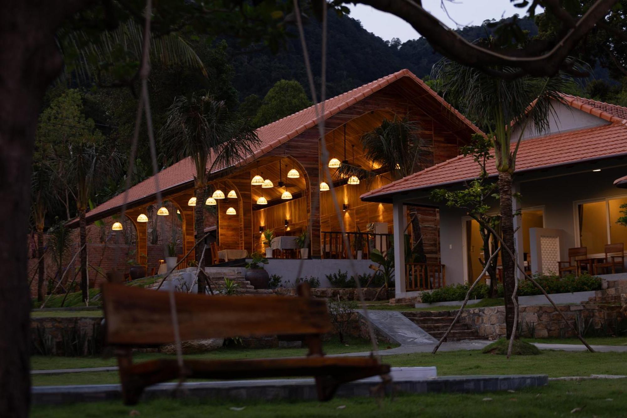 Cosian Bay Phu Quoc Resort Exterior foto